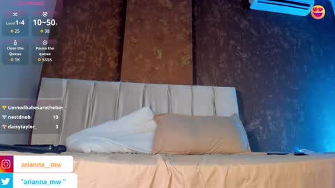 arianna__8 online show from 11/21/25, 07:56