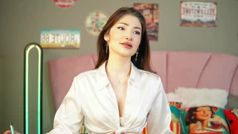 Snapshot of arianna_moonx chatting on 05/16/26, 07:45 arianna_moonx online show from 05/16/26, 07:45