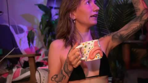 Olivka online show from 04/24/26, 10:28