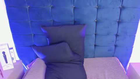 Arianna  online show from 01/18/26, 03:05