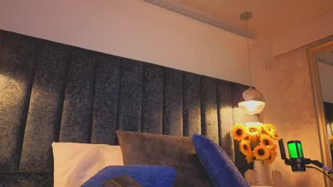 Arianna online show from 04/06/26, 07:37