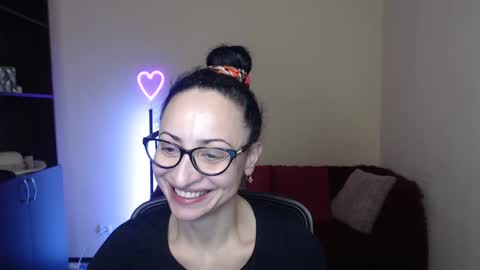 Arianna online show from 02/07/25, 06:24