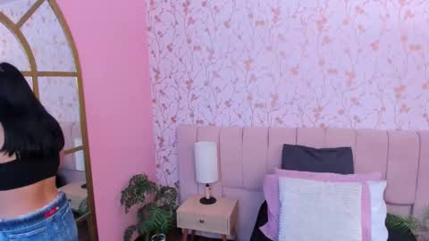 Arianna online show from 11/28/25, 11:57