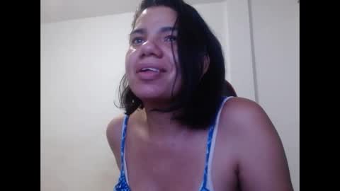 Snapshot of ariannaloovel chatting on 12/21/24, 12:20 ariannaloovel online show from 12/21/24, 12:20