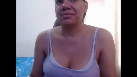 Snapshot of ariannaloovel chatting on 01/10/25, 05:56 ariannaloovel online show from 01/10/25, 05:56