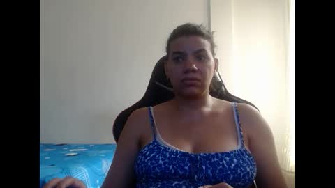 Snapshot of ariannaloovel chatting on 02/04/25, 08:49 ariannaloovel online show from 02/04/25, 08:49