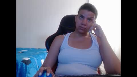 Snapshot of ariannaloovel chatting on 02/10/25, 06:03 ariannaloovel online show from 02/10/25, 06:03