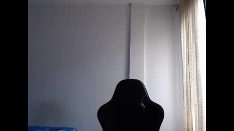 Snapshot of ariannaloovel chatting on 02/12/25, 06:30 ariannaloovel online show from 02/12/25, 06:30