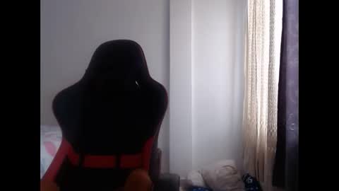 Snapshot of ariannaloovel chatting on 03/05/25, 06:12 ariannaloovel online show from 03/05/25, 06:12