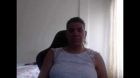 Snapshot of ariannaloovel chatting on 03/10/25, 07:07 ariannaloovel online show from 03/10/25, 07:07