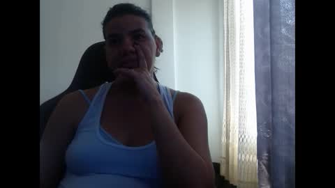 Snapshot of ariannaloovel chatting on 09/23/25, 06:11 ariannaloovel online show from 09/23/25, 06:11