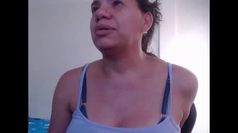 ariannaloovel online show from 11/15/25, 05:53