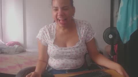 Snapshot of ariannaloovel chatting on 05/02/26, 06:46 ariannaloovel online show from 05/02/26, 06:46