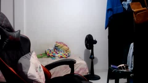 Snapshot of ariannaloovel chatting on 06/06/26, 12:05 ariannaloovel online show from 06/06/26, 12:05
