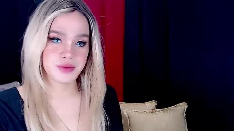 Snapshot of arianne_xoxo777 chatting on 12/03/24, 10:07 ARIANNE CUMS online show from 12/03/24, 10:07