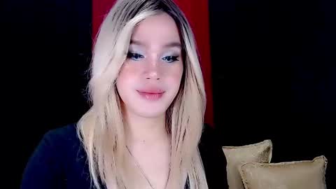 Snapshot of arianne_xoxo777 chatting on 01/16/25, 02:19 ARIANNE CUMS online show from 01/16/25, 02:19
