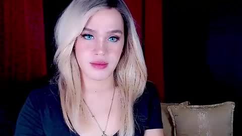 Snapshot of arianne_xoxo777 chatting on 01/28/25, 05:11 ARIANNE CUMS online show from 01/28/25, 05:11