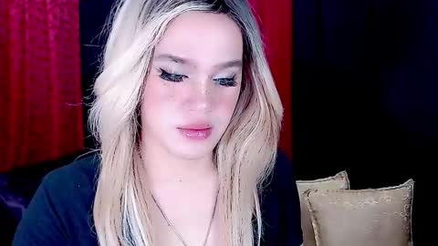 Snapshot of arianne_xoxo777 chatting on 02/11/25, 11:10 ARIANNE CUMS online show from 02/11/25, 11:10