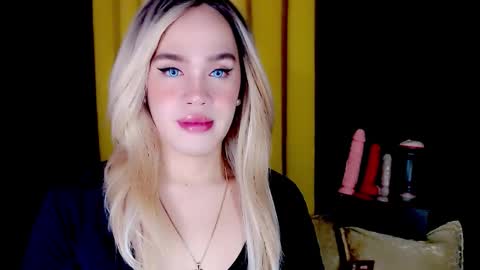 Snapshot of arianne_xoxo777 chatting on 09/10/25, 09:04 ARIANNE CUMS online show from 09/10/25, 09:04