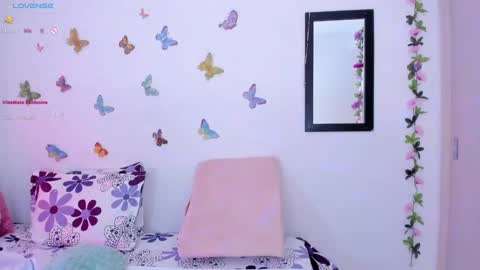 ariannna08_ online show from 12/10/24, 06:01