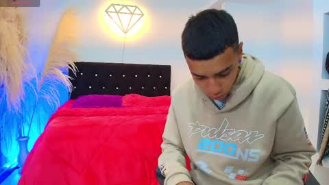 ariatna_andy online show from 04/18/26, 07:07