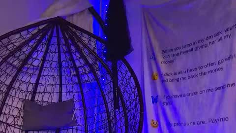 Aria online show from 03/25/26, 09:43