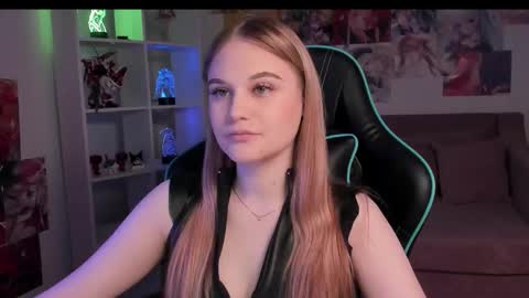 Aria online show from 11/17/25, 06:14