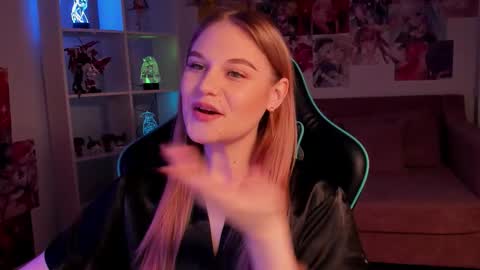 Aria online show from 11/24/25, 05:23