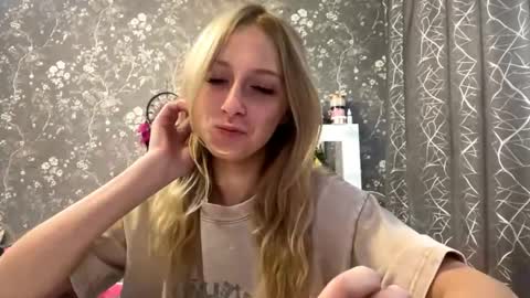 Alice online show from 04/25/26, 09:56