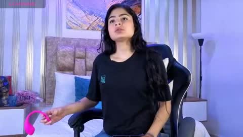 Ariel  online show from 04/20/26, 09:05