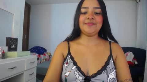 daniella online show from 10/08/25, 01:58