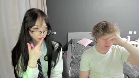 Ariel online show from 03/31/26, 07:36