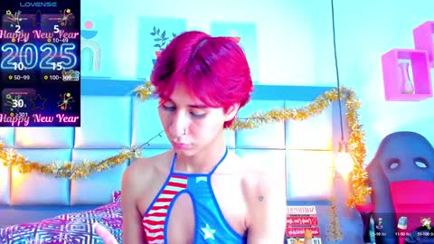 Snapshot of ariel_villa_ chatting on 01/07/25, 12:45 ARIEL VILLA online show from 01/07/25, 12:45