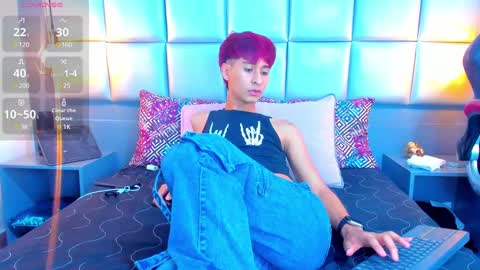 Snapshot of ariel_villa_ chatting on 01/26/25, 11:08 ARIEL VILLA online show from 01/26/25, 11:08