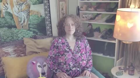 Arielle Ari online show from 10/30/25, 05:02