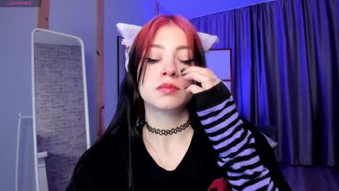 Snapshot of arielabradberry chatting on 01/09/25, 03:23 Ariel online show from 01/09/25, 03:23