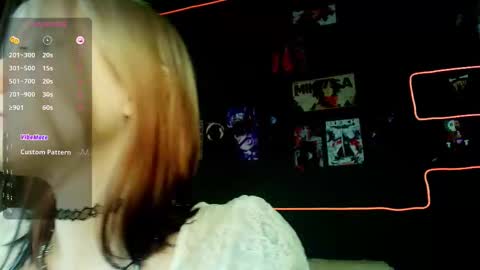 Ariel online show from 02/10/26, 02:21