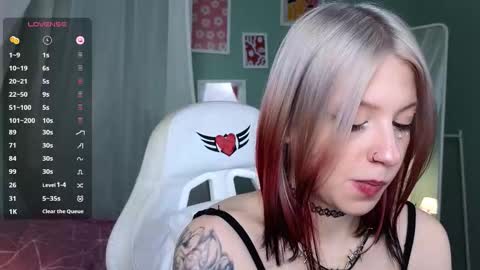 Ariel online show from 02/24/26, 02:59