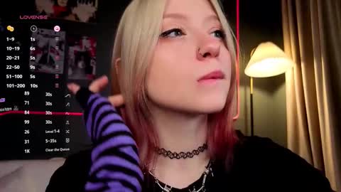 Ariel online show from 03/23/26, 02:32