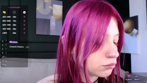 Ariel online show from 04/08/26, 02:50