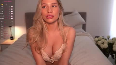 Ariel online show from 09/21/25, 11:23