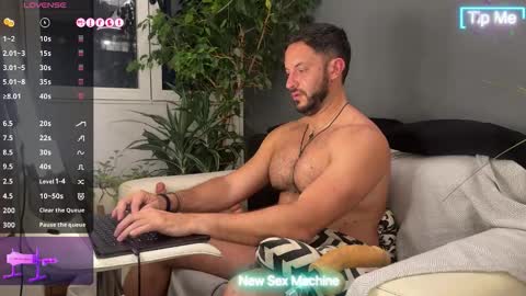 Ariel online show from 01/17/26, 01:21