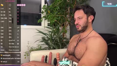 Ariel online show from 02/18/26, 03:24