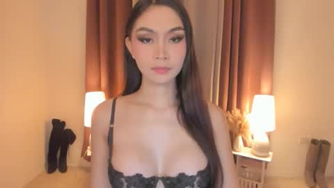 MIRA GREYSON online show from 03/19/26, 11:36