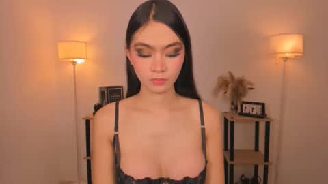 MIRA GREYSON online show from 04/02/26, 11:41