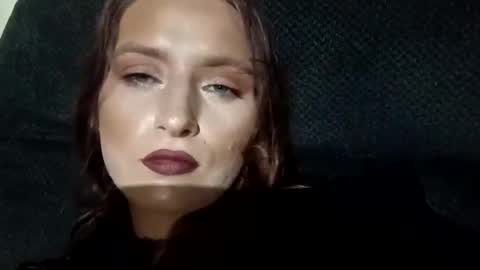 Snapshot of ariellaboxxx98 chatting on 10/08/25, 02:53 ariellaboxxx98 online show from 10/08/25, 02:53