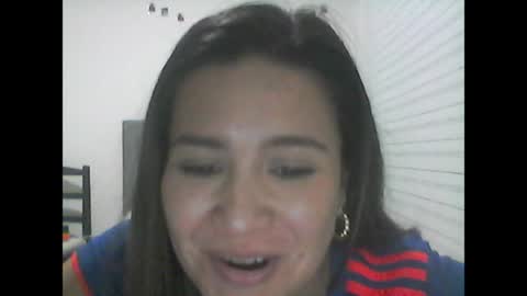 Snapshot of arielrose1022 chatting on 06/06/26, 12:49 Ariel Rose online show from 06/06/26, 12:49