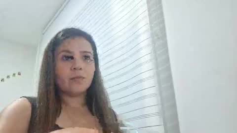 Snapshot of arielrose1022 chatting on 06/08/26, 11:49 Ariel Rose online show from 06/08/26, 11:49