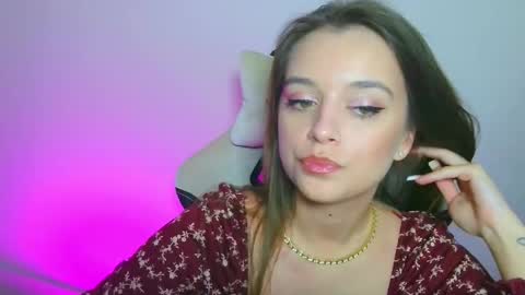 Ariel online show from 10/01/25, 02:01