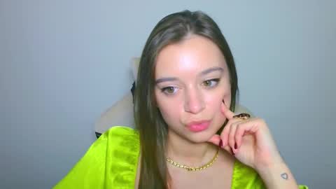 Ariel online show from 10/23/25, 01:21